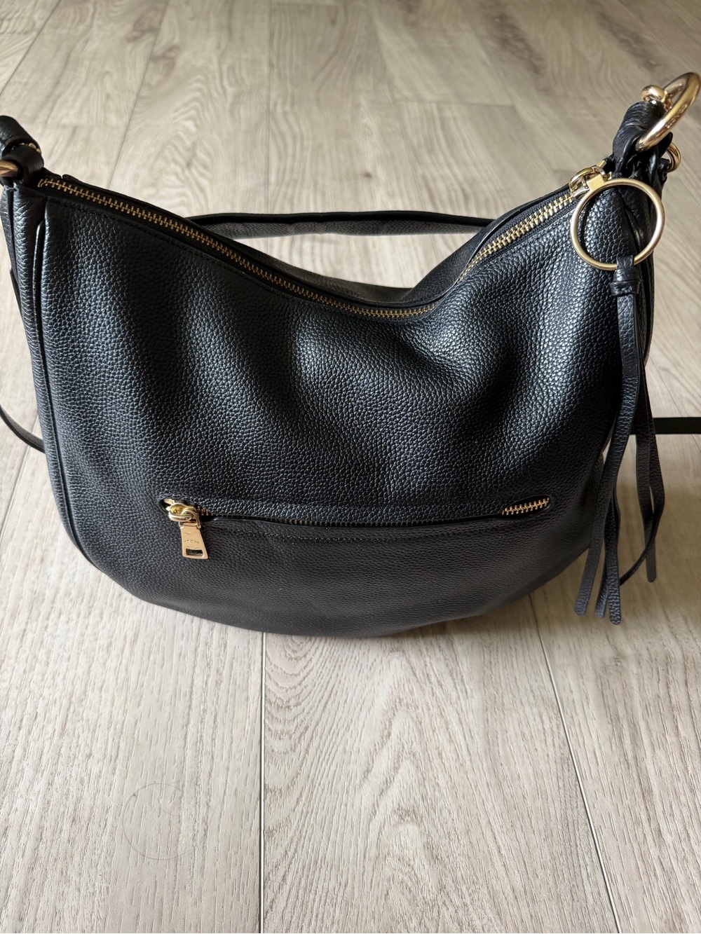 Coach Black Pebbled Leather Shoulder Bag with Gold Hardware - Picture 5 of 7